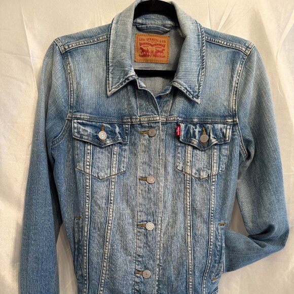 Levi's Women's Denim Jacket Size Large EUC - Picture 1 of 11